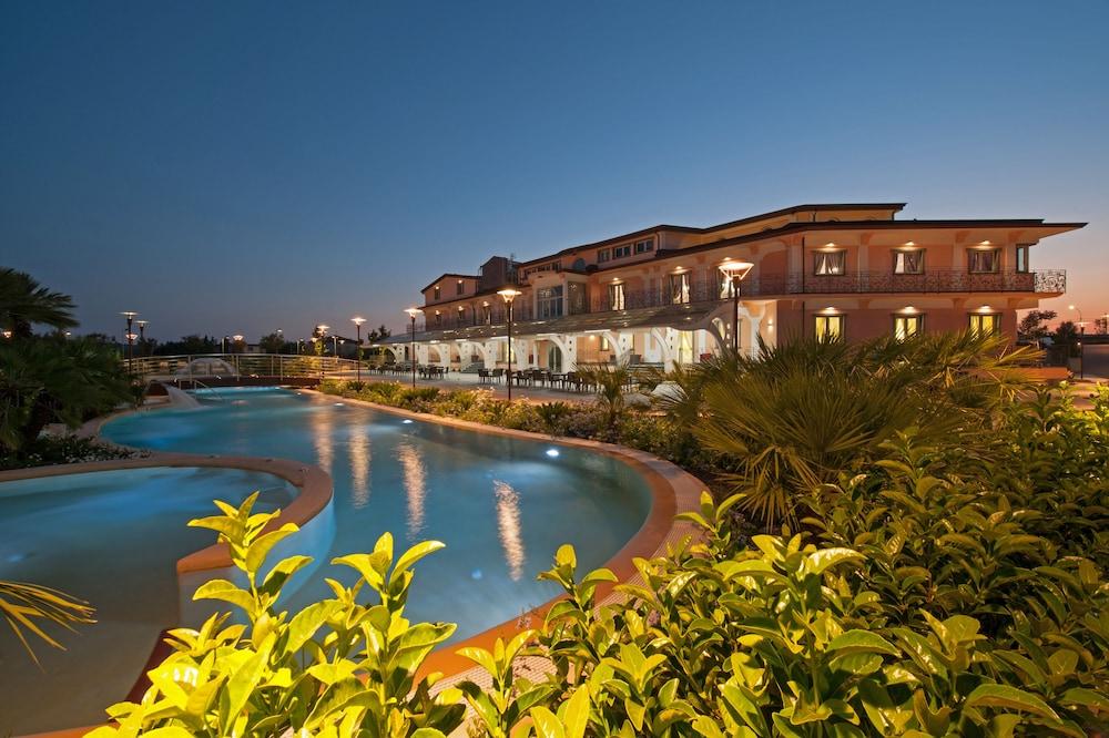 L' Araba Fenice Hotel & Resort Altavilla Silentina Esterno foto