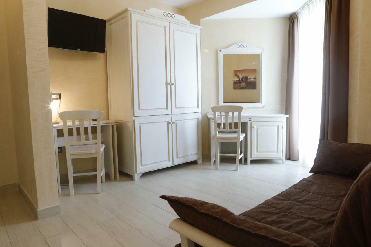 L' Araba Fenice Hotel & Resort Altavilla Silentina Esterno foto